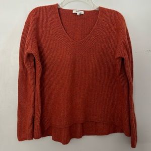 Madewell Women's V-Neck Sweater in Rust